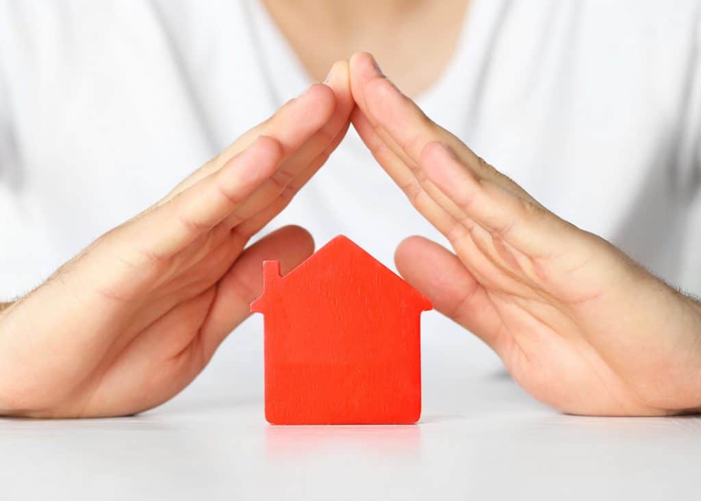 10 dicas para deixar seu apartamento seguro no final de ano e férias