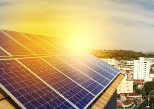 O que fazer para reduzir custos de energia elétrica em condomínios diante de mais uma crise energética?